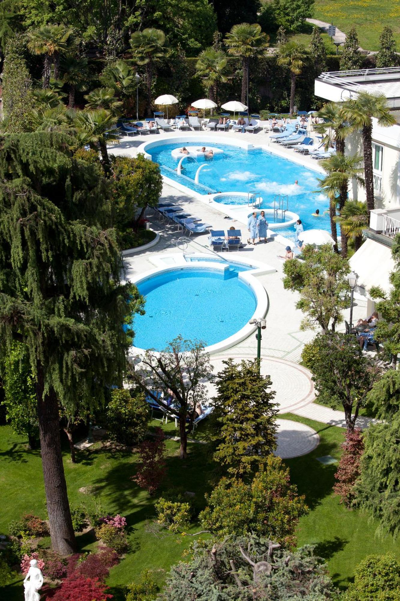 Hotel Due Torri أبانو تيرمي المظهر الخارجي الصورة